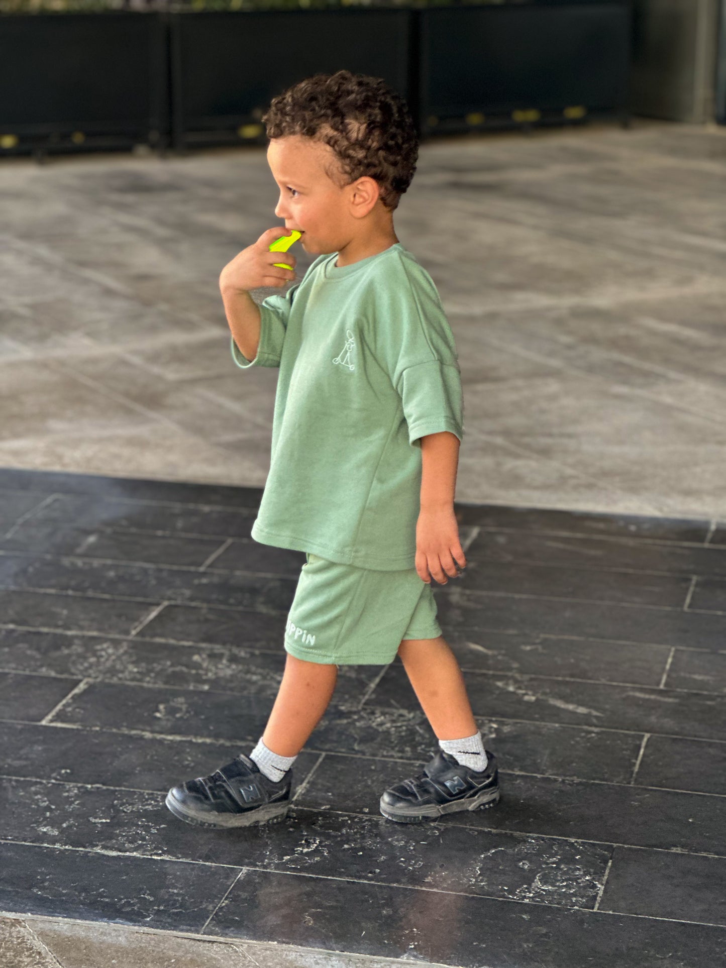 Green Short Sleeves Unisex Set