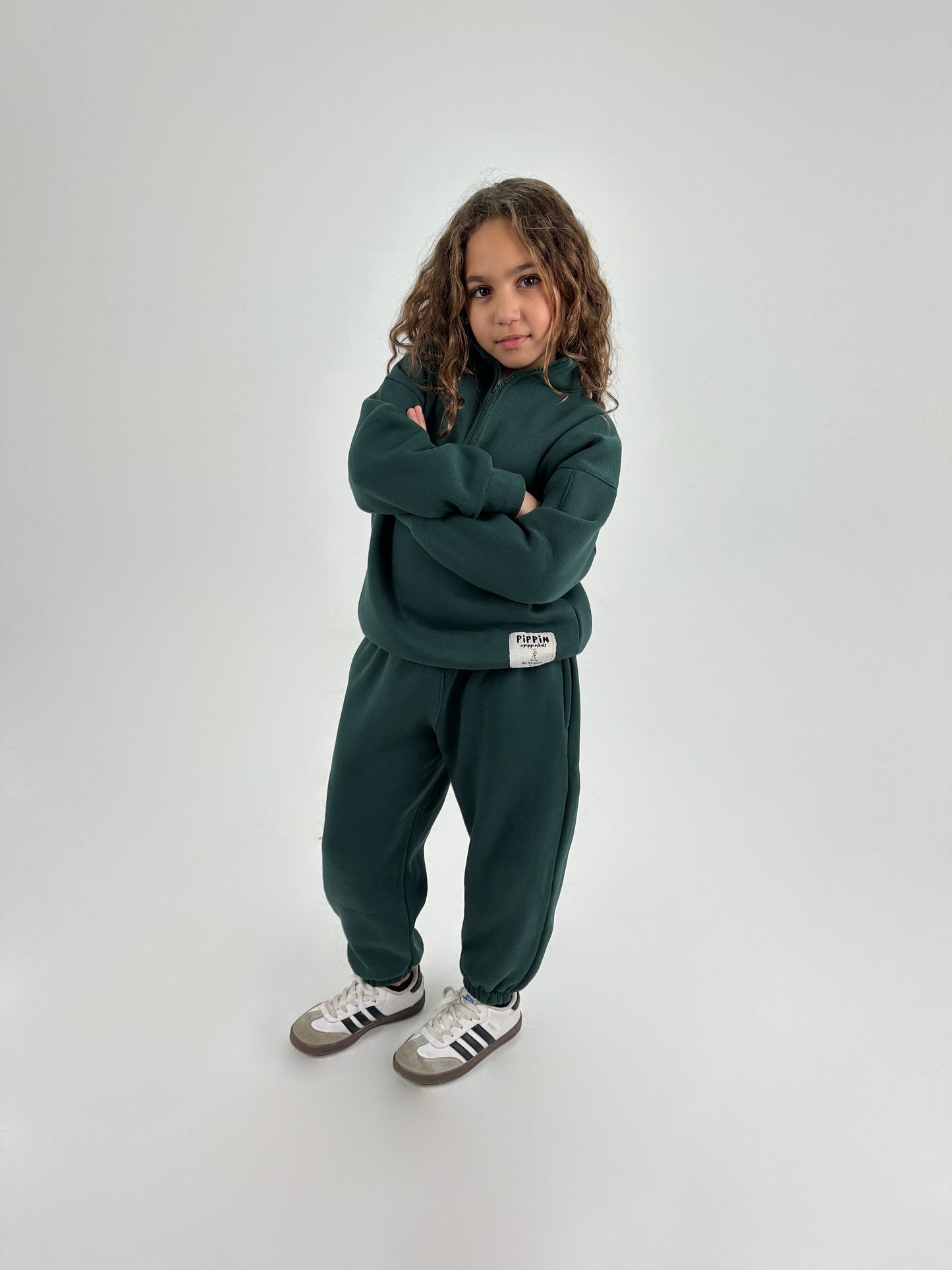 Dark Green Fleeced Zipper Sweatshirt Set.